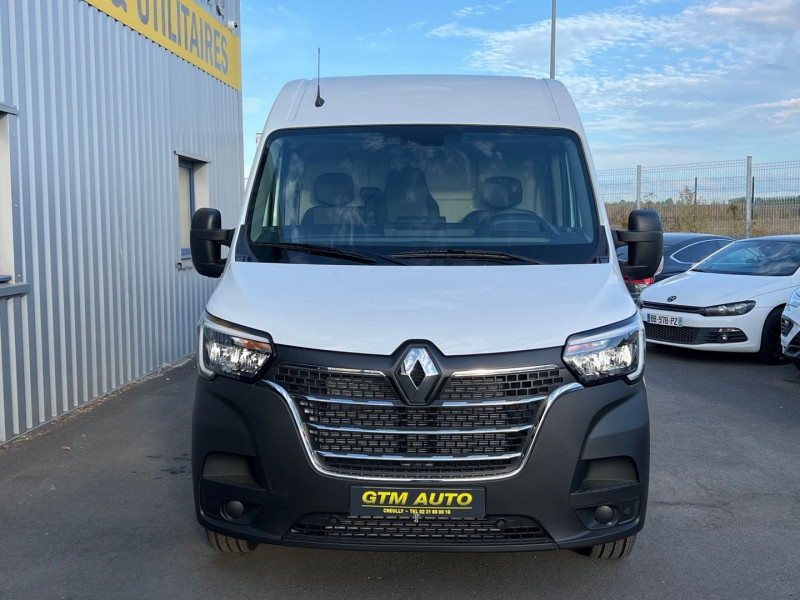 Photo 2 de l'offre de RENAULT MASTER III FG - DISPO F3300 L2H2 2.3 BLUE DCI 135CH GRAND CONFORT EURO6 à 35990€ chez GTM Auto