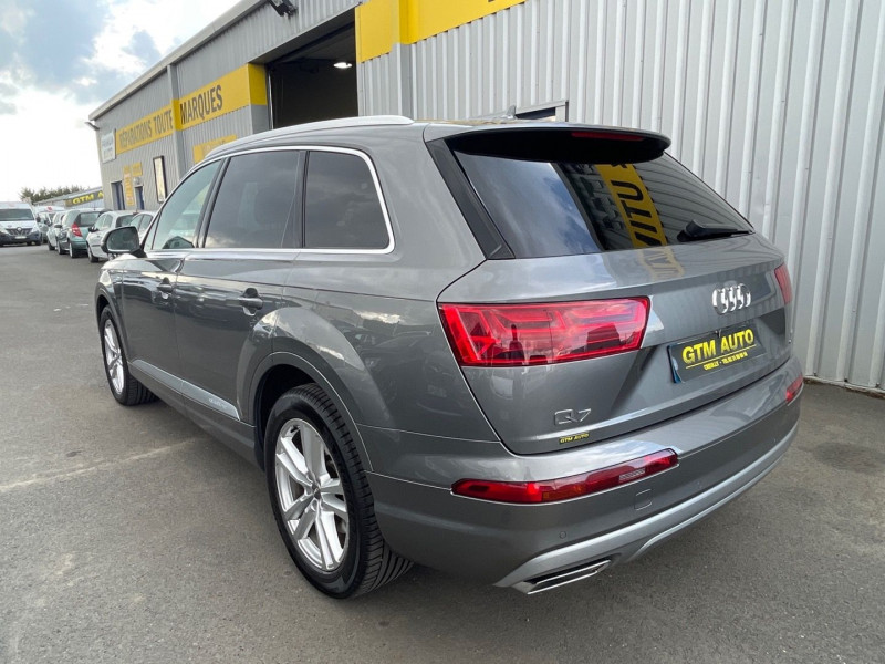 Photo 6 de l'offre de AUDI Q7 3.0 V6 TDI 272CH CLEAN DIESEL S LINE QUATTRO TIPTRONIC 7 PLACES à 33990€ chez GTM Auto