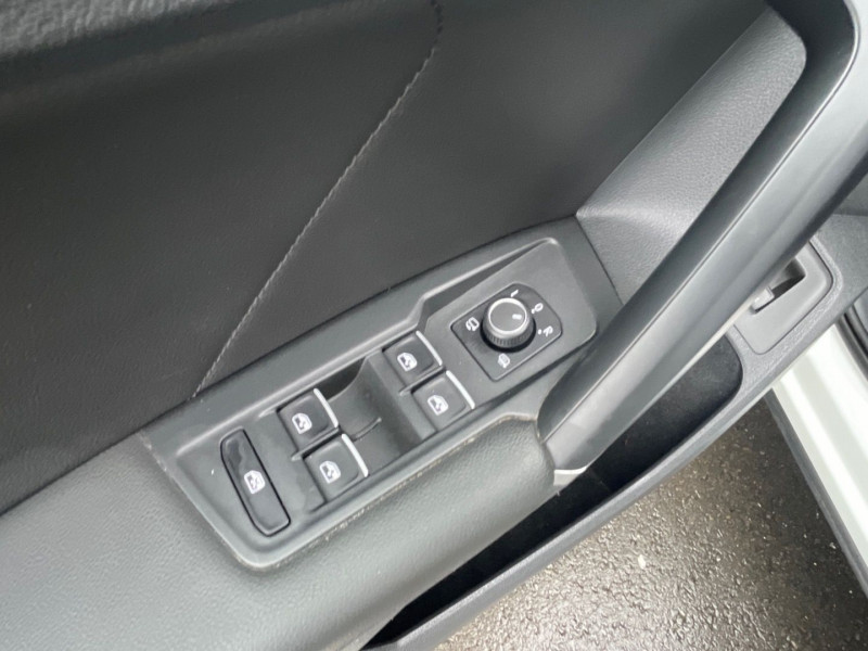Photo 21 de l'offre de VOLKSWAGEN TIGUAN 2.0 TDI 150CH CARAT EXCLUSIVE DSG7 à 26990€ chez GTM Auto