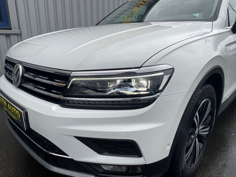 Photo 16 de l'offre de VOLKSWAGEN TIGUAN 2.0 TDI 150CH CARAT EXCLUSIVE DSG7 à 26990€ chez GTM Auto