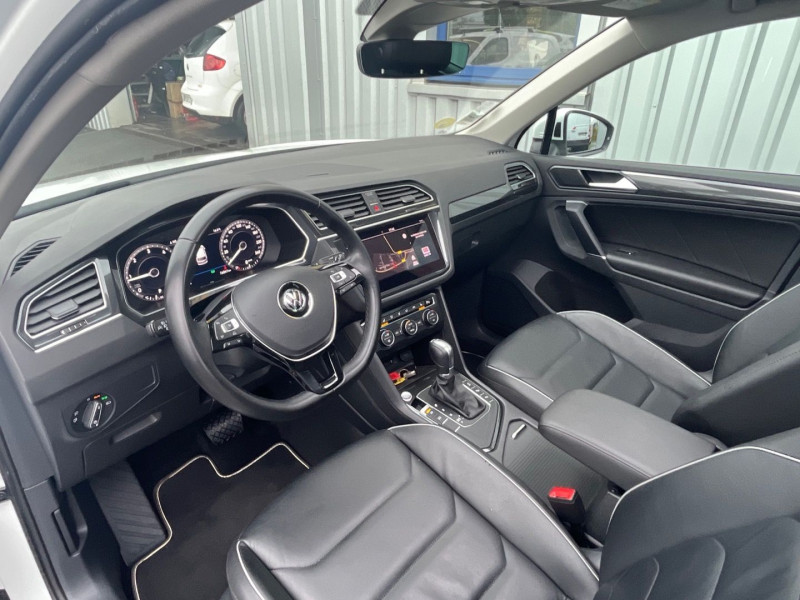 Photo 7 de l'offre de VOLKSWAGEN TIGUAN 2.0 TDI 150CH CARAT EXCLUSIVE DSG7 à 26990€ chez GTM Auto