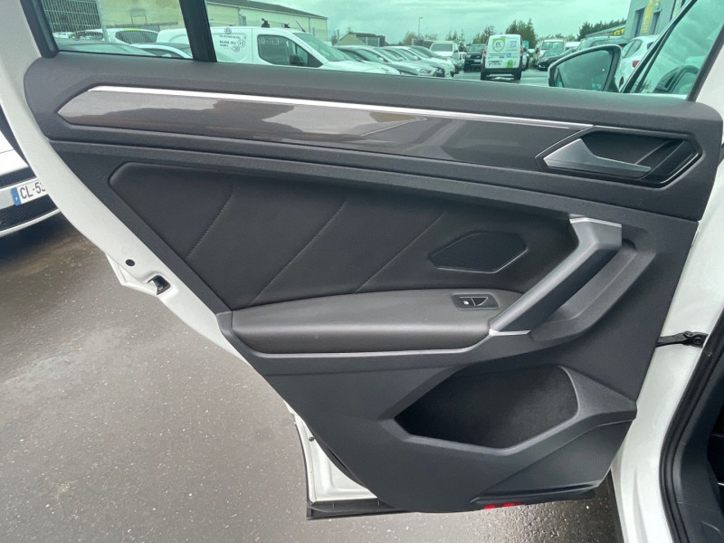 Photo 34 de l'offre de VOLKSWAGEN TIGUAN 2.0 TDI 150CH CARAT EXCLUSIVE DSG7 à 26990€ chez GTM Auto