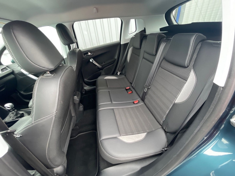 Photo 12 de l'offre de PEUGEOT 2008 1.5 BLUEHDI 100CH S&S ALLURE BUSINESS à 12490€ chez GTM Auto