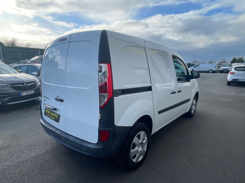 Photo 4 de l'offre de RENAULT KANGOO II EXPRESS 1.5 DCI 90 GRAND CONFORT FT à 9490€ chez GTM Auto