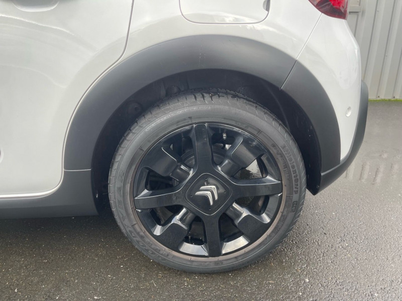 Photo 17 de l'offre de CITROEN C3 PURETECH 82CH SHINE à 10990€ chez GTM Auto