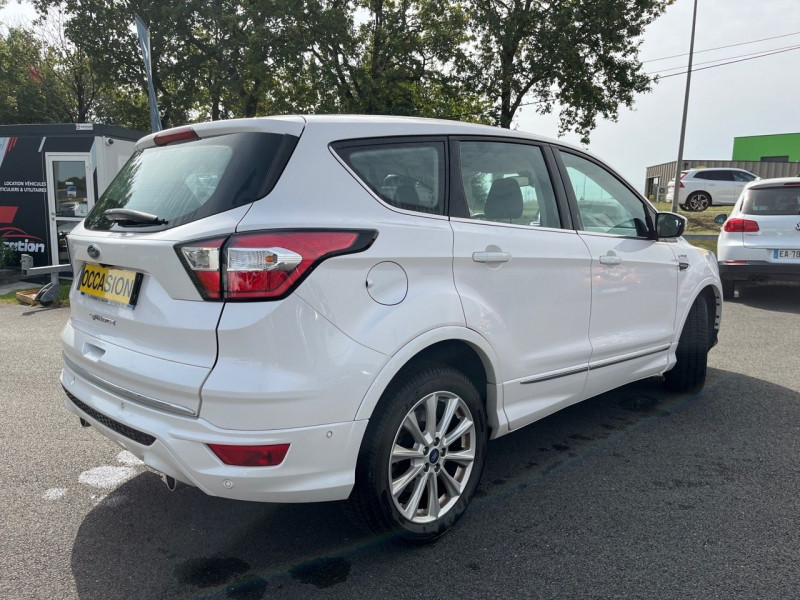 Photo 11 de l'offre de FORD KUGA 2.0 TDCI 150CH STOP&START VIGNALE 4X2 EURO6.2 à 18990€ chez Garage Bretaudeau