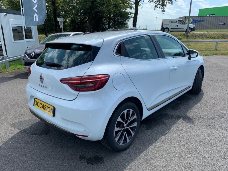 Photo 7 de l'offre de RENAULT CLIO V 1.5 BLUE DCI 100CH INTENS -21N à 16990€ chez Garage Bretaudeau