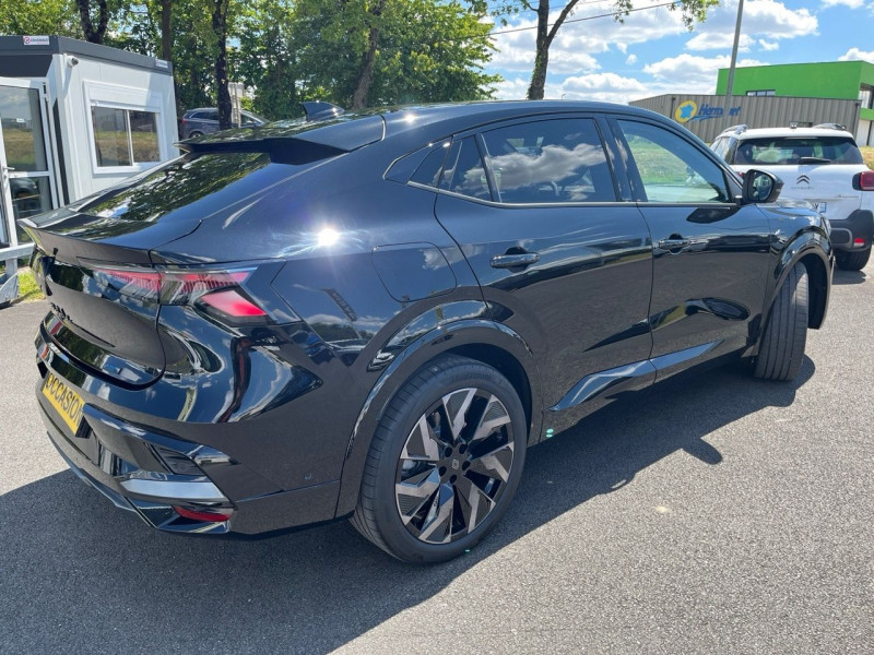 Photo 12 de l'offre de RENAULT RAFALE 1.2 E-TECH FULL HYBRID 200CH ESPRIT ALPINE à 49990€ chez Garage Bretaudeau