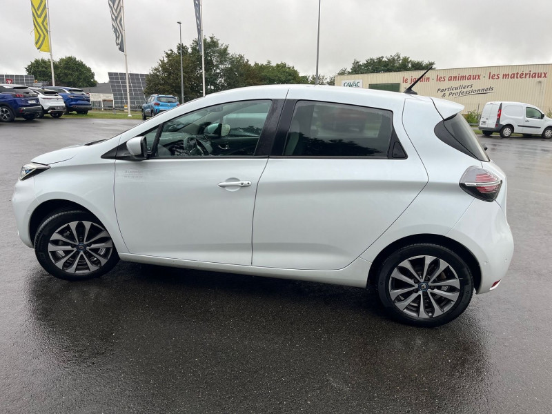 Photo 12 de l'offre de RENAULT ZOE INTENS CHARGE NORMALE R110 4CV à 11990€ chez Garage Bretaudeau