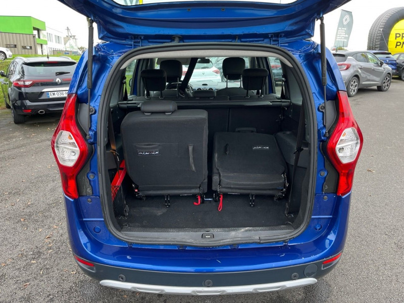 Photo 11 de l'offre de DACIA LODGY 1.3 TCE 130CH FAP 15 ANS 7 PLACES - 20 à 15990€ chez Garage Bretaudeau