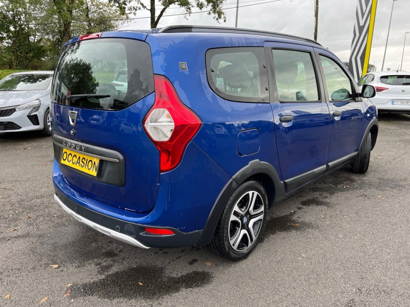 Photo 9 de l'offre de DACIA LODGY 1.3 TCE 130CH FAP 15 ANS 7 PLACES - 20 à 15990€ chez Garage Bretaudeau