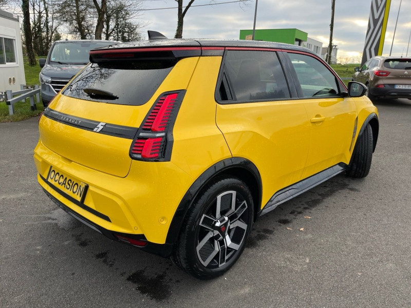 Photo 9 de l'offre de RENAULT 5 III E-TECH ELECTRIQUE 150CH ICONIC CINQ AUTONOMIE CONFORT à 33990€ chez Garage Bretaudeau