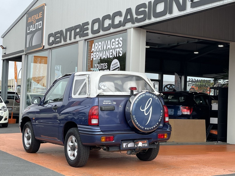 Photo 3 de l'offre de SUZUKI GRAND VITARA CAB 1.6 STANDARD à 9900€ chez Avenue de l'auto