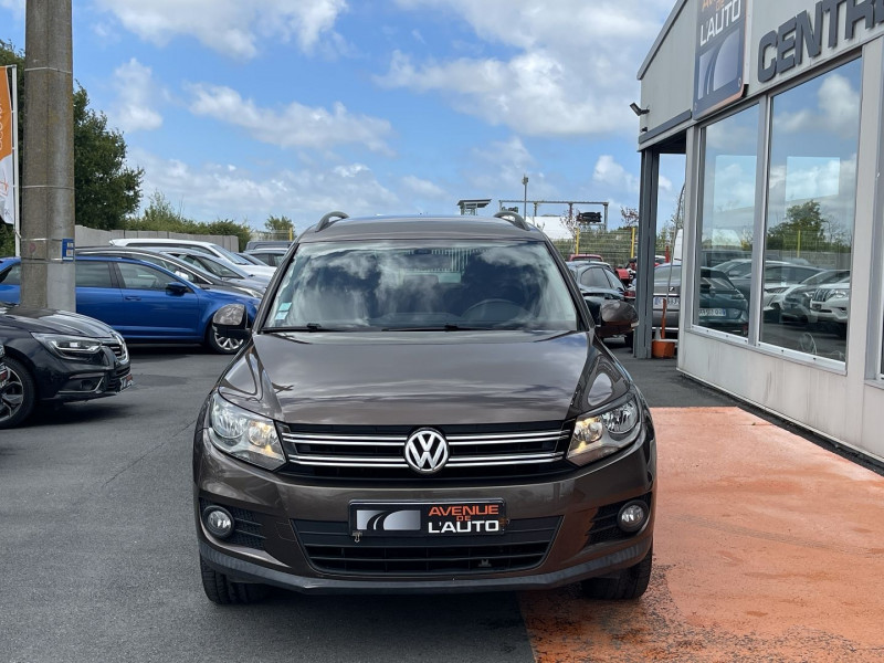 Photo 26 de l'offre de VOLKSWAGEN TIGUAN 2.0 TDI 110CH BLUEMOTION FAP EDITION à 10900€ chez Avenue de l'auto