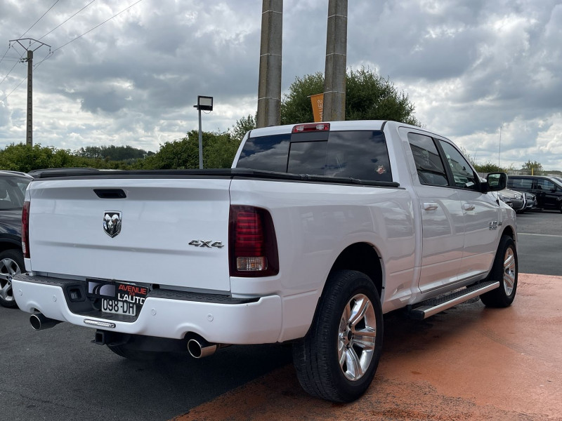 Photo 7 de l'offre de DODGE RAM 1500 5.7 V8 395 HEMI DOUBLE CAB LIMITED à 44900€ chez Avenue de l'auto