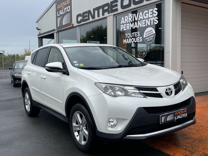 Photo 32 de l'offre de TOYOTA RAV4 150 D-CAT LOUNGE AWD BVA à 14900€ chez Avenue de l'auto