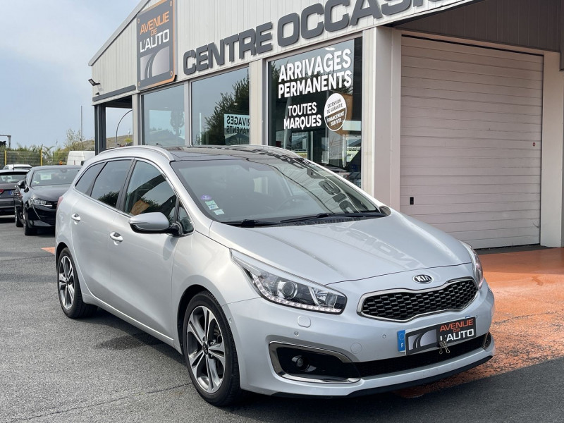 Photo 34 de l'offre de KIA CEE'D SW 1.6 GDI 135CH PREMIUM DCT6 à 14690€ chez Avenue de l'auto