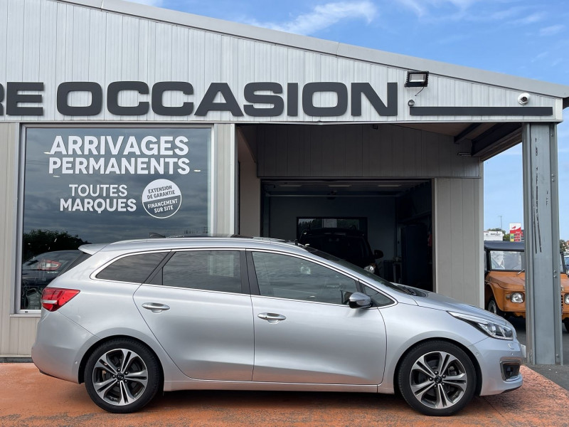 Photo 5 de l'offre de KIA CEE'D SW 1.6 GDI 135CH PREMIUM DCT6 à 14690€ chez Avenue de l'auto