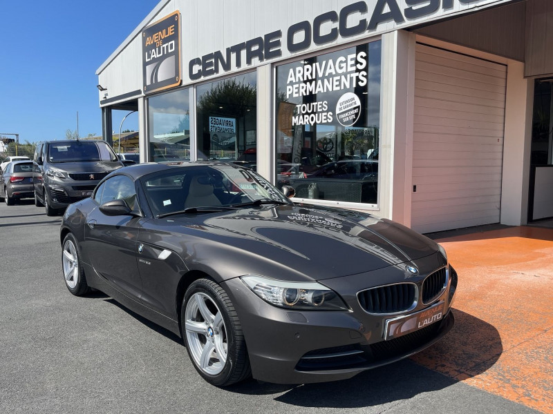 Photo 22 de l'offre de BMW Z4 ROADSTER (E89) SDRIVE 23IA 204CH LUXE à 18900€ chez Avenue de l'auto