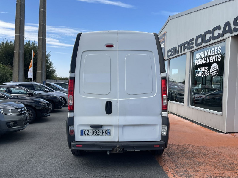 Photo 6 de l'offre de OPEL VIVARO FG F2900 M2 CDTI115 PACK CLIM à 10900€ chez Avenue de l'auto