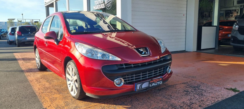 Photo 6 de l'offre de PEUGEOT 207 1.6 THP 16V FELINE 5P à 6990€ chez Avenue de l'auto