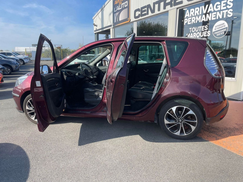 Photo 11 de l'offre de RENAULT SCENIC III 1.2 TCE 130CH ENERGY BOSE 2015 à 9900€ chez Avenue de l'auto