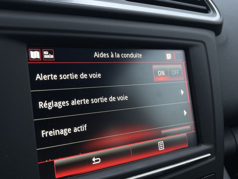 Photo 17 de l'offre de RENAULT KADJAR 1.5 DCI 110CH ENERGY INTENS ECO² à 17990€ chez Avenue de l'auto