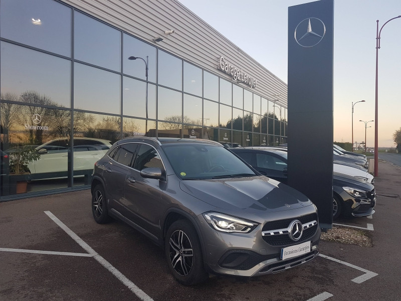 Mercedes-Benz GLA 200 d 150ch Business Line 8G-DCT Diesel Gris montagne métallisé Occasion à vendre