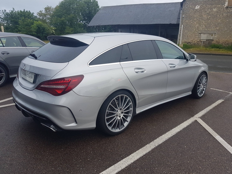 Photo 3 de l'offre de MERCEDES-BENZ CLA Shooting Brake 45 AMG 381ch 4Matic Speedshift DCT à 36900€ chez Garage Leroyer