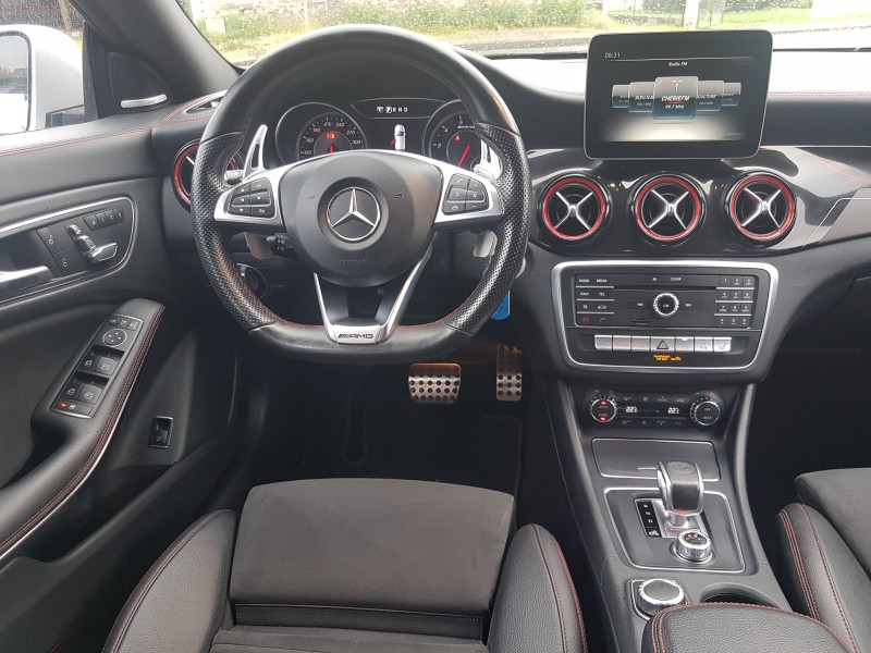 Photo 11 de l'offre de MERCEDES-BENZ CLA Shooting Brake 45 AMG 381ch 4Matic Speedshift DCT à 36900€ chez Garage Leroyer