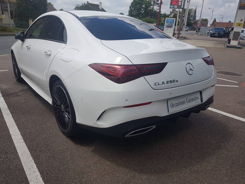 Photo 4 de l'offre de MERCEDES-BENZ CLA 250 e 218ch AMG Line 8G-DCT à 58480€ chez Garage Leroyer