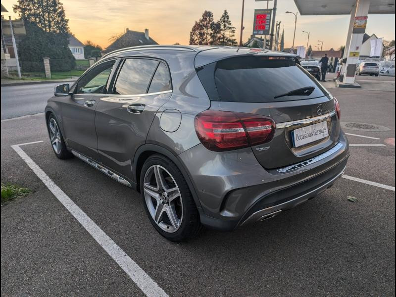 Photo 4 de l'offre de MERCEDES-BENZ GLA 200 d 136ch Fascination 4Matic 7G-DCT Euro6c à 26900€ chez Garage Leroyer