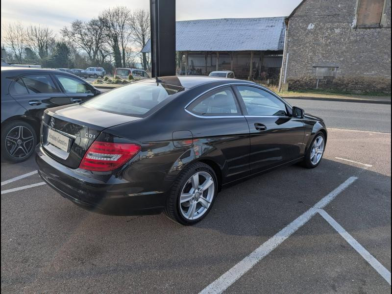 Photo 2 de l'offre de MERCEDES-BENZ Classe C Coupé 220 CDI Executive 7GTronic à 16500€ chez Garage Leroyer