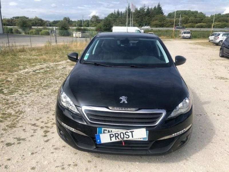 Photo 3 de l'offre de PEUGEOT 308 1.2 PURETECH 110CV STYLE à 13500€ chez Prost automobiles discount