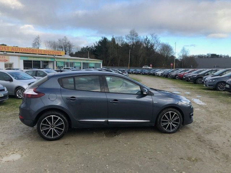 Photo 2 de l'offre de RENAULT MEGANE III 1.5 DCI 110CV BV6 ENERGY BOSE à 10980€ chez Prost automobiles discount