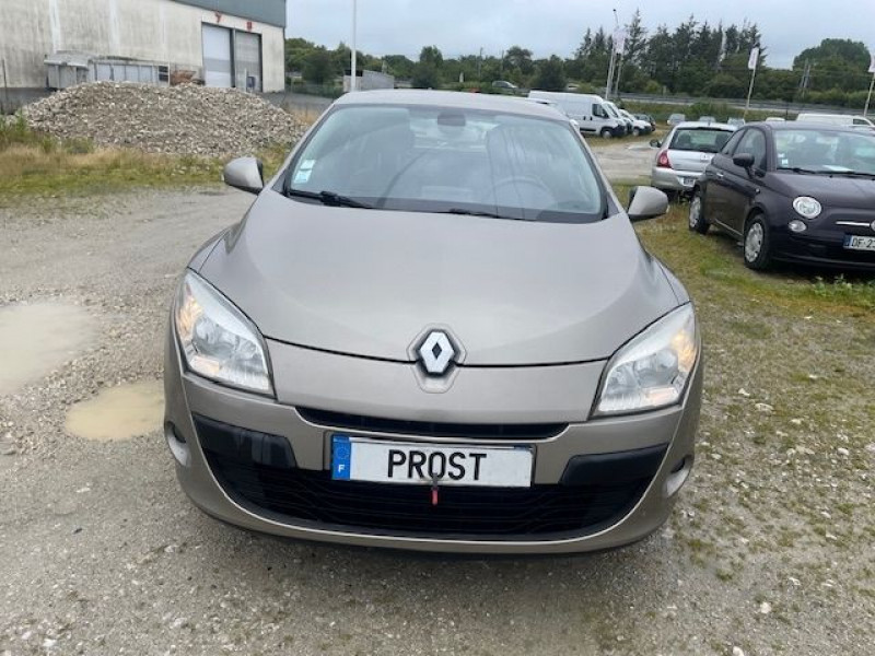 Photo 3 de l'offre de RENAULT MEGANE III 1.5 DCI 110CV BV6 TOMTOM EDITION à 7980€ chez Prost automobiles discount