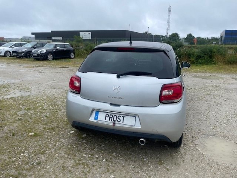 Photo 4 de l'offre de CITROEN DS3 1.6 E-HDI 90CV SO CHIC à 9500€ chez Prost automobiles discount