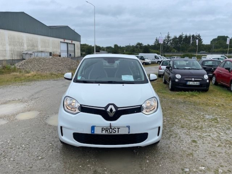 Photo 3 de l'offre de RENAULT TWINGO III 1.0 SCE 75CV ZEN à 9900€ chez Prost automobiles discount