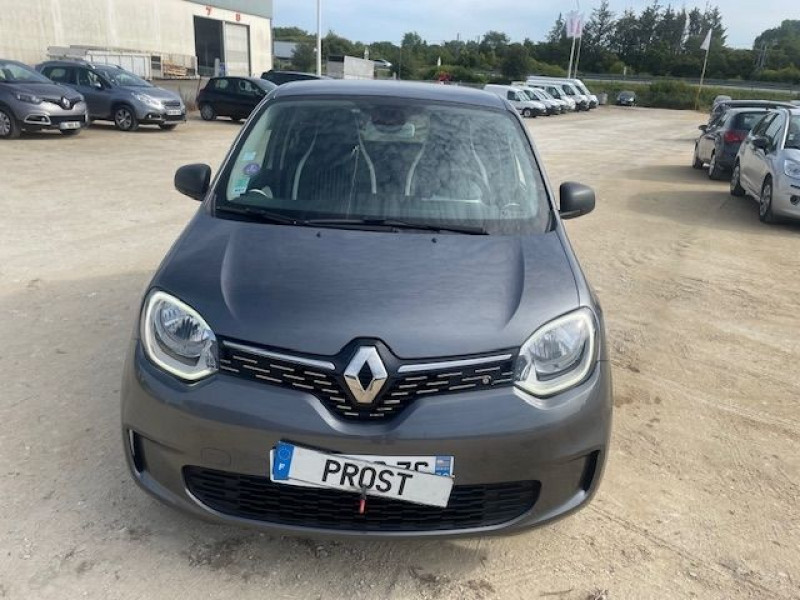 Photo 3 de l'offre de RENAULT TWINGO III 0.9 TCE 95CV INTENS à 10980€ chez Prost automobiles discount