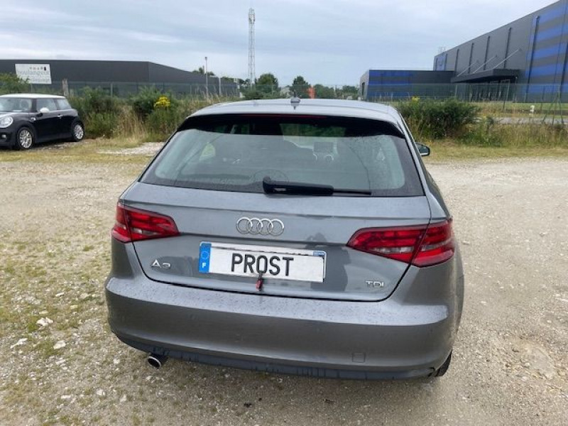 Photo 4 de l'offre de AUDI A3 SPORTBACK 1.6 TDI 110CV BV6 AMBIENTE à 16980€ chez Prost automobiles discount