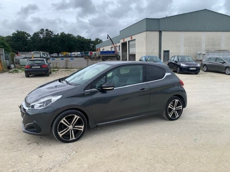 Peugeot 208 1.2 PURETECH 110CV    GT LINE Essence GRIS  Occasion à vendre