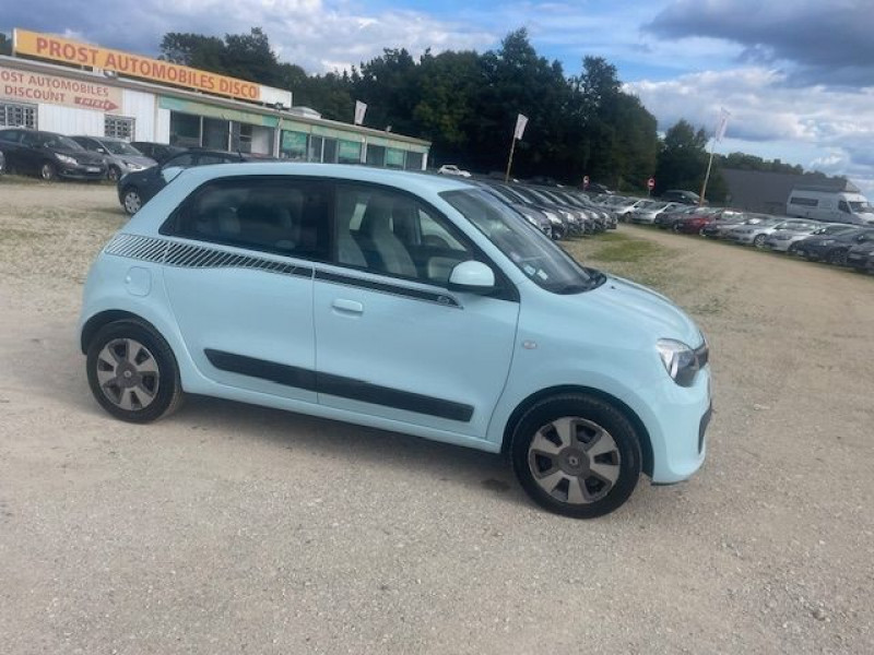 Photo 2 de l'offre de RENAULT TWINGO III 1.0 SCE 70CV ZEN à 7980€ chez Prost automobiles discount