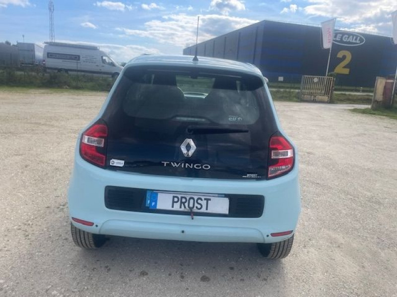 Photo 4 de l'offre de RENAULT TWINGO III 1.0 SCE 70CV ZEN à 7980€ chez Prost automobiles discount