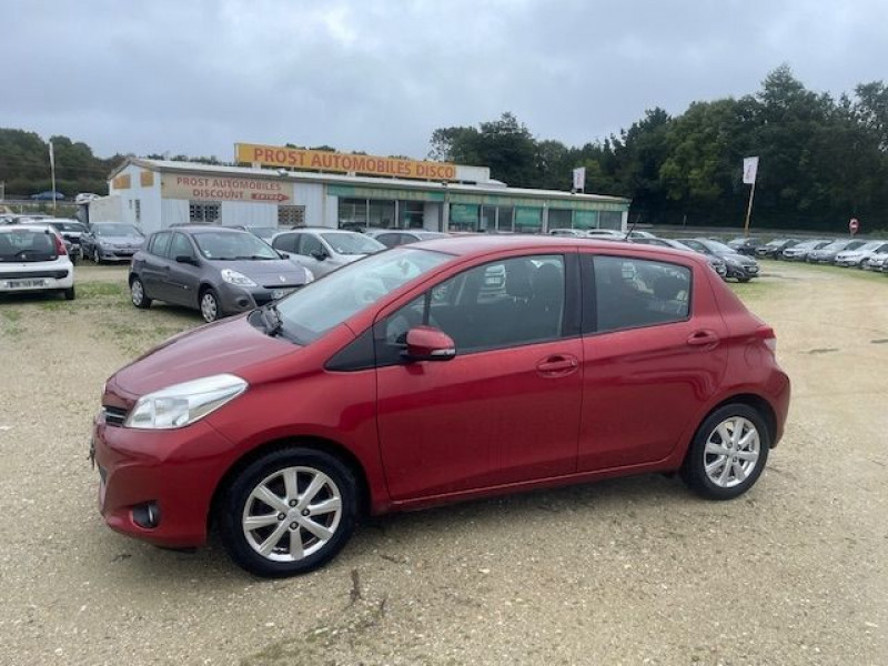 Toyota YARIS 1.0 VVTI 69CV TENDANCE Essence ROUGE Occasion à vendre