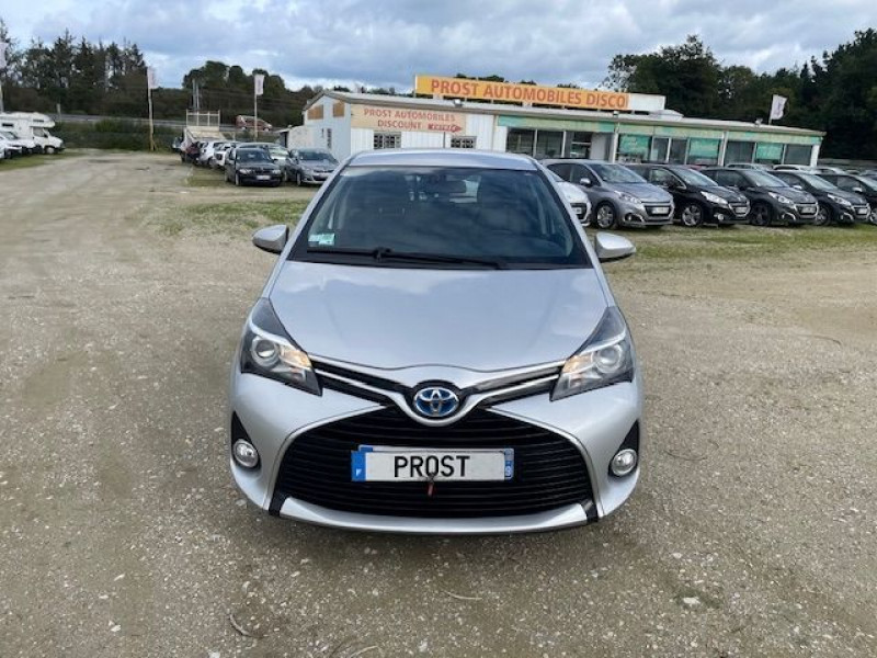 Photo 3 de l'offre de TOYOTA YARIS HSD 100H 75CV BVA DYNAMIC à 13800€ chez Prost automobiles discount