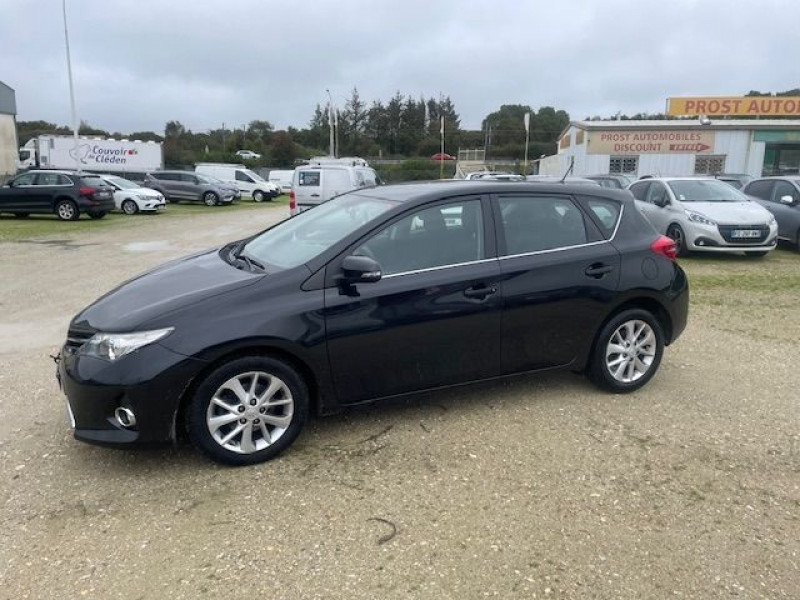 Toyota AURIS 1.3 VVTI 100CV BV6 DYNAMIC Essence NOIR Occasion à vendre