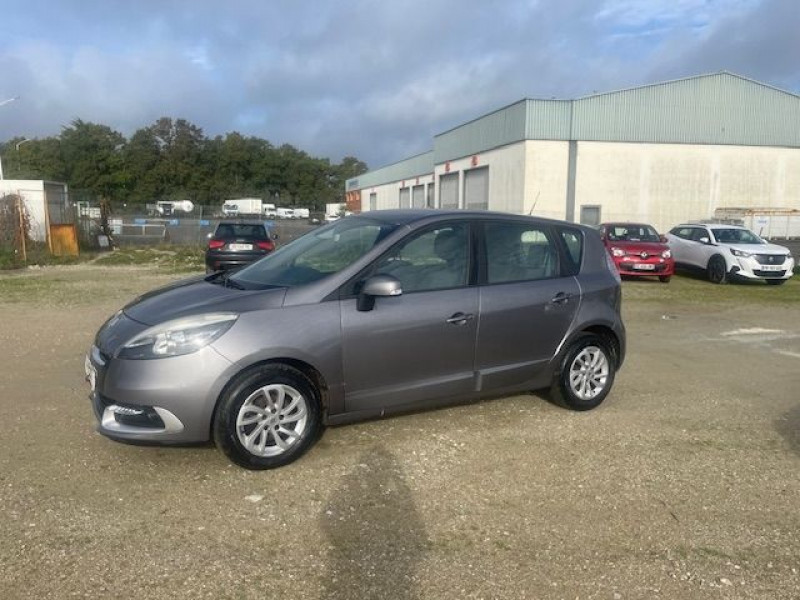 Renault SCENIC III 1.5 DCI 110CV BV6 TOMTOM Diesel GRIS  Occasion à vendre