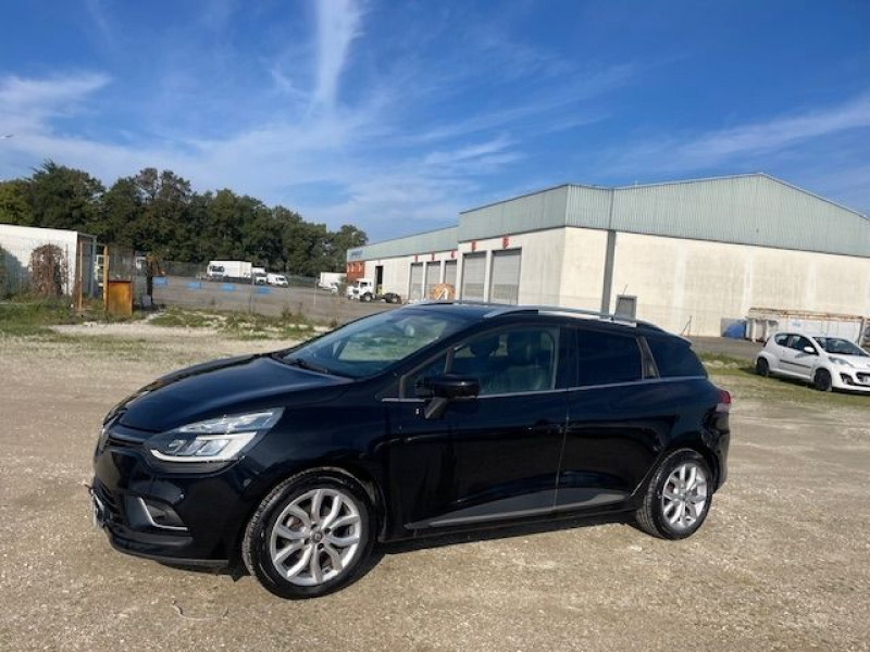 Renault CLIO IV ESTATE 1.5 DCI 90CV ENERGY INTENS Diesel NOIR Occasion à vendre