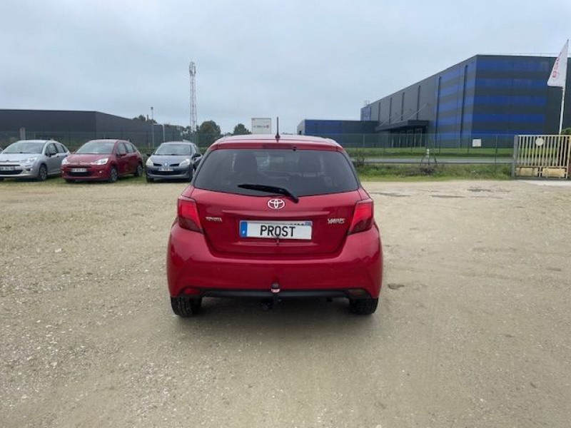 Photo 4 de l'offre de TOYOTA YARIS 1.3 VVT-I 100CV BV6 DYNAMIC à 11980€ chez Prost automobiles discount