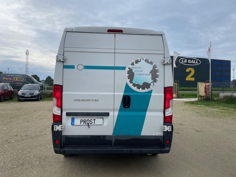 Photo 4 de l'offre de VU FIAT DUCATO 2.3 MJT 130CV BV6 L2H2 PACK PROFESSIONNEL à 14970€ chez Prost automobiles discount